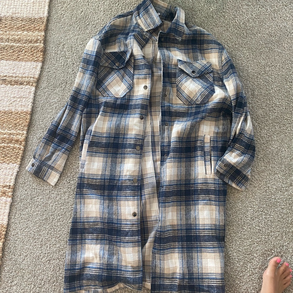 Oversized lightweight flannel